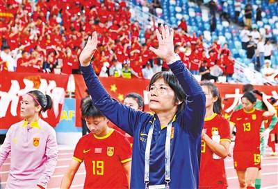 水慶霞團隊是否留用待定 中國女足帥位面臨三種選擇