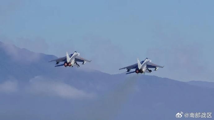 計時起飛！南部戰區空軍航空兵展開遠程機動訓練