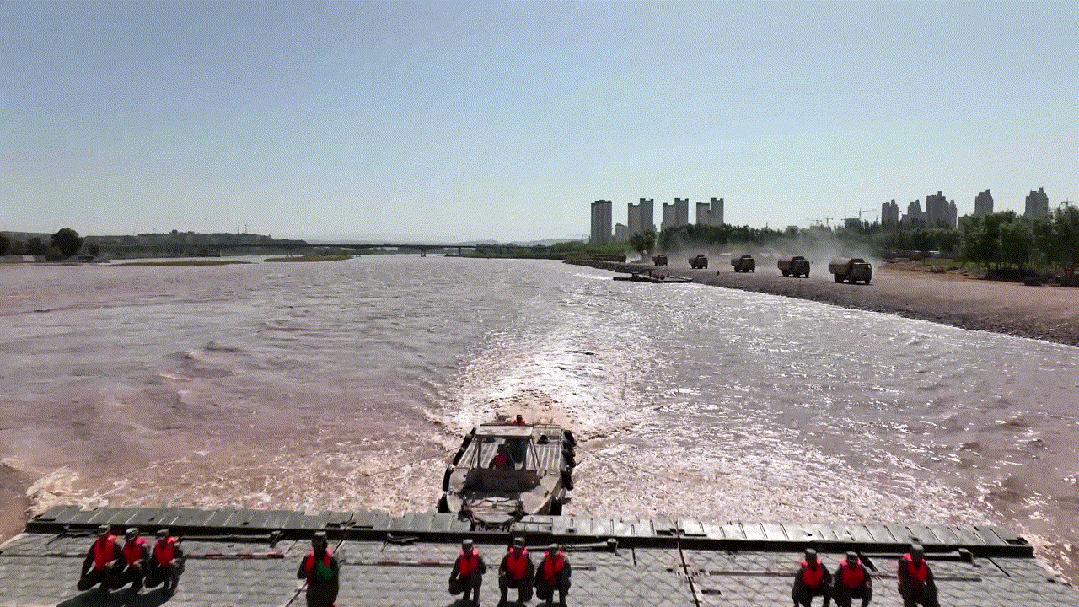 黃河之上，“硬核”架橋！