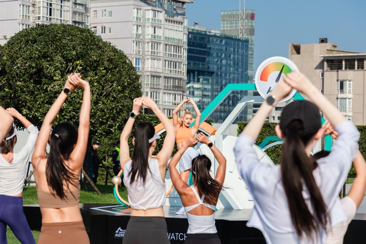 華爲穿戴產品全球體驗官，開啓“卡路里賬單挑戰”