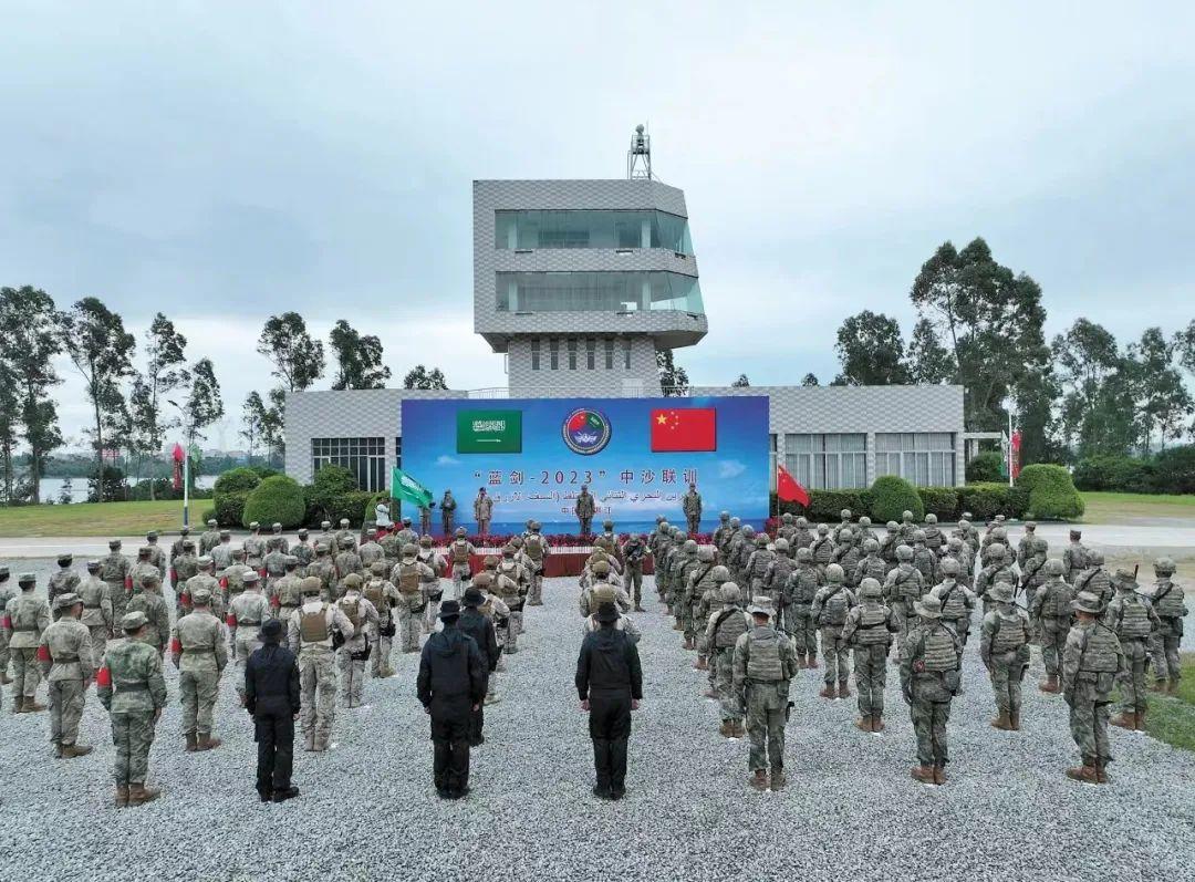 中沙“藍劍-2023”海軍特戰聯訓開訓
