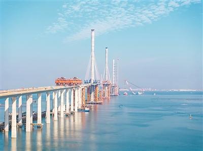 黃茅海跨海通道 完成全線節段樑架設