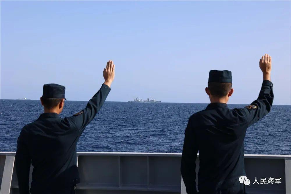 海軍第44、45批護航編隊順利完成任務交接