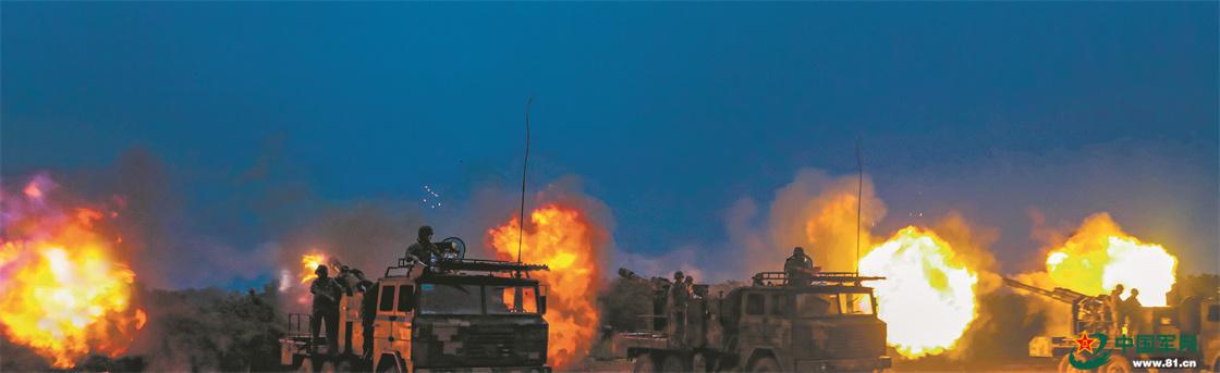 陸軍某旅炮兵營實彈射擊演練：密織火網 協同打擊