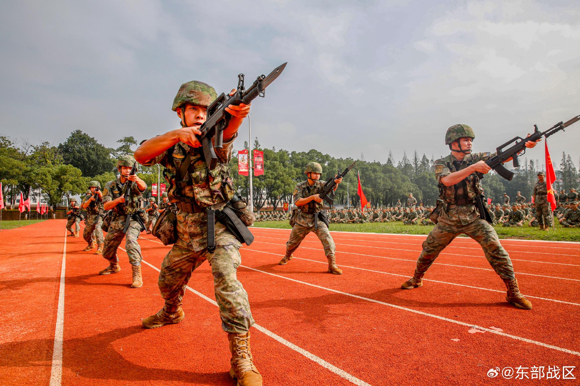 東部戰區海軍秋季新兵開訓