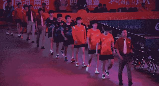 紀錄片《巔峯》，記錄那些“看不見”的日子