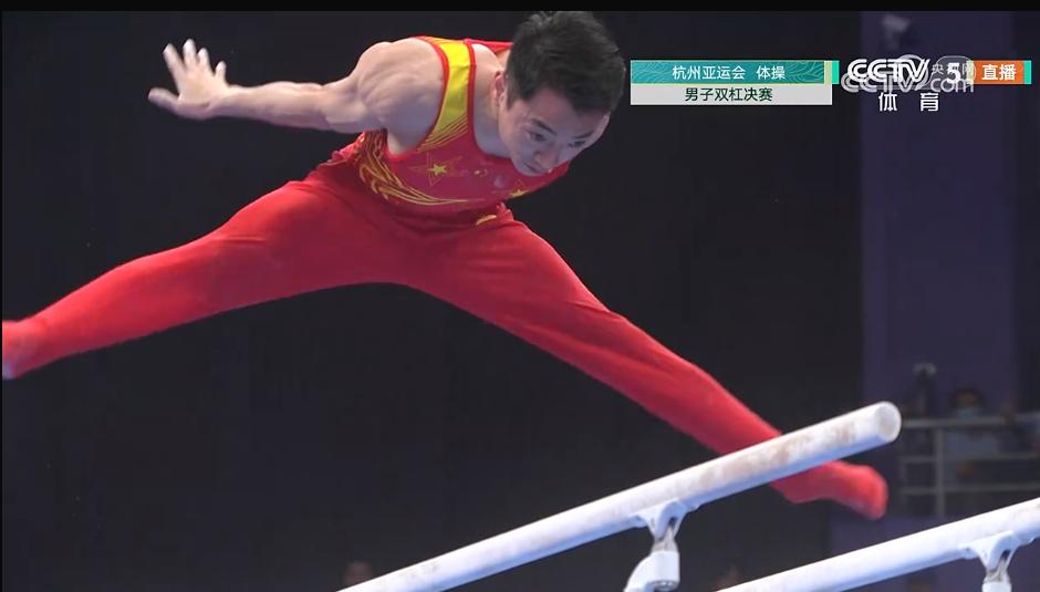 鄒敬園奪得杭州亞運會男子雙槓金牌