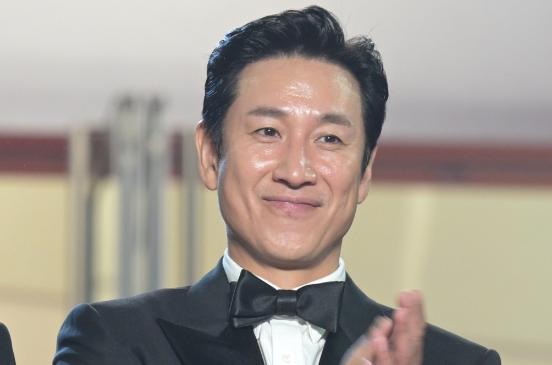 韓媒：韓國演員李善均因涉毒被警方進行立案前調查