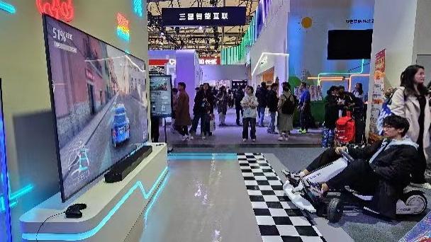 三星電視在AWE 2024全面升級影音娛樂體驗，家庭KTV與電競利器驚豔亮相