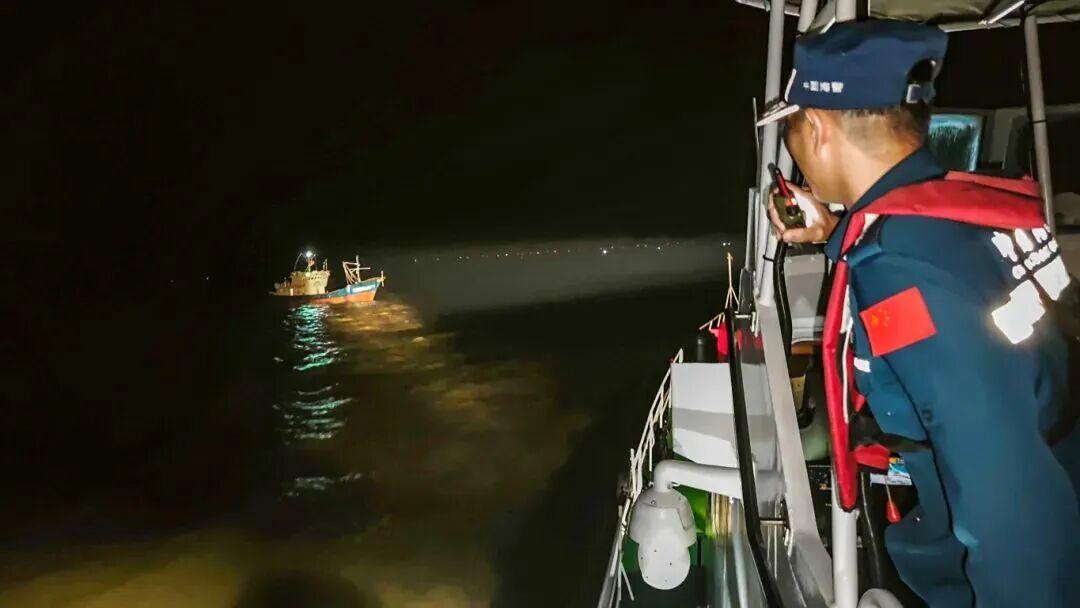 半年出海7次從未帶回1條魚，船員手機信號深夜同時消失，背後竟藏一樁大案
