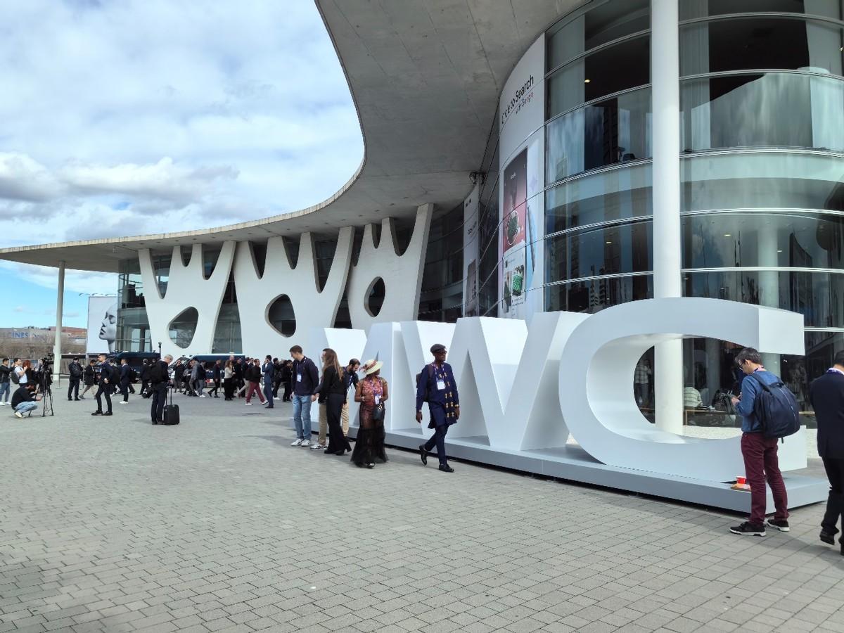 MWC24觀察｜5G-A成通信行業未來趨勢，AI無處不在