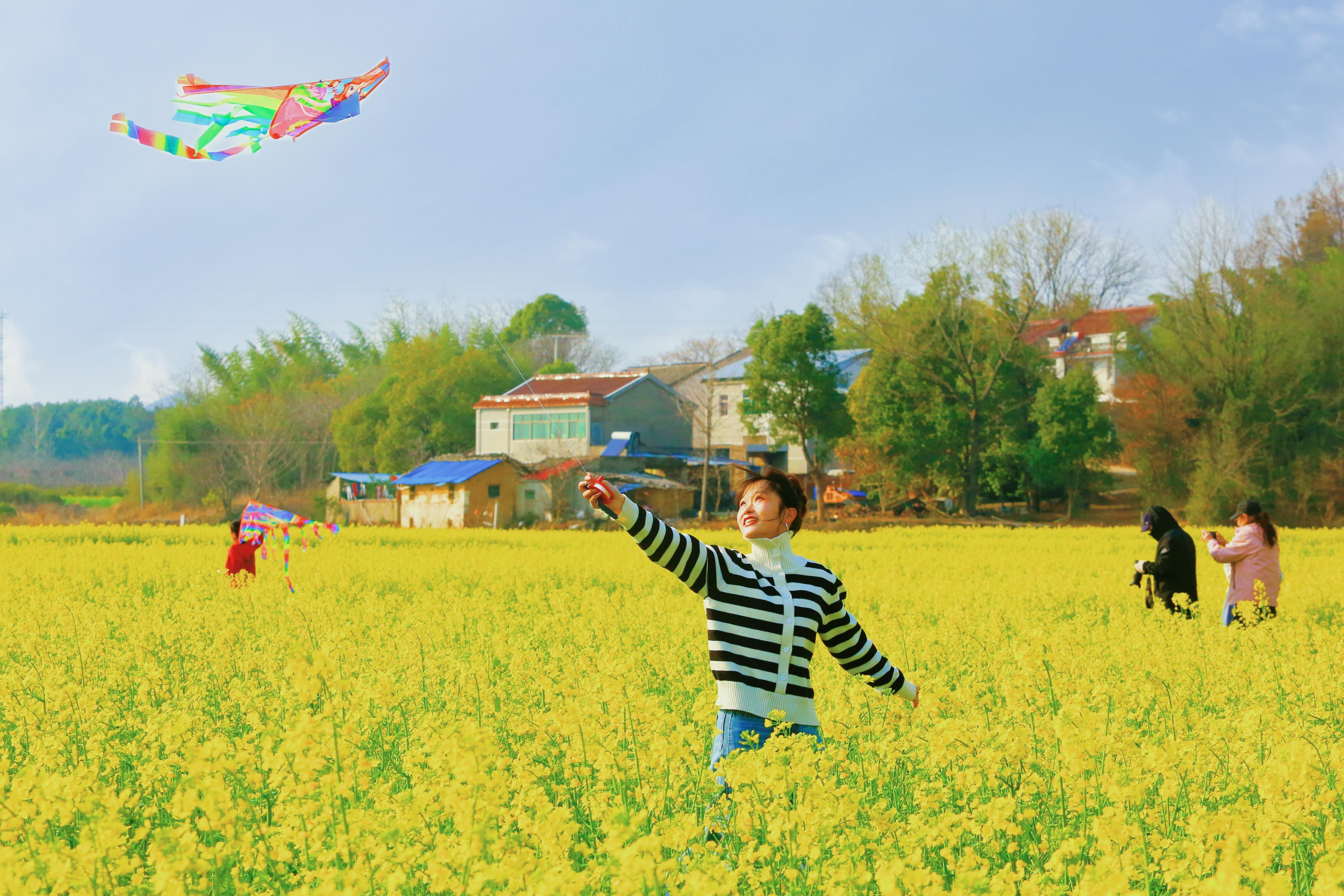 文化中國行 | 共赴春之約！大江南北“花式”解鎖“花樣經濟”