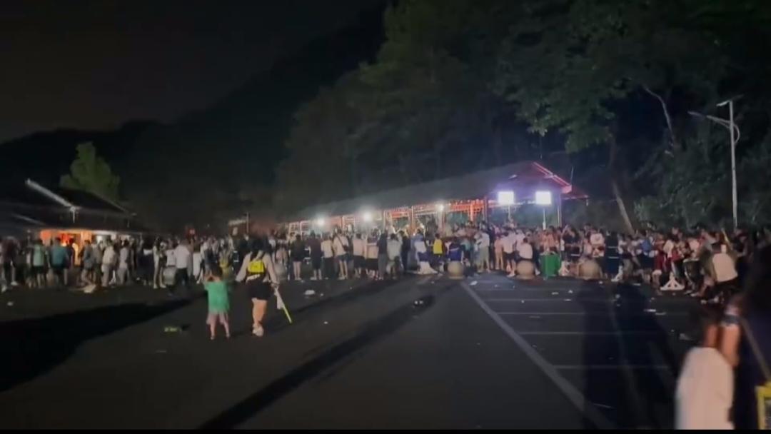 貴州一漂流景區大量遊客滯留至凌晨，景區致歉並展開整改