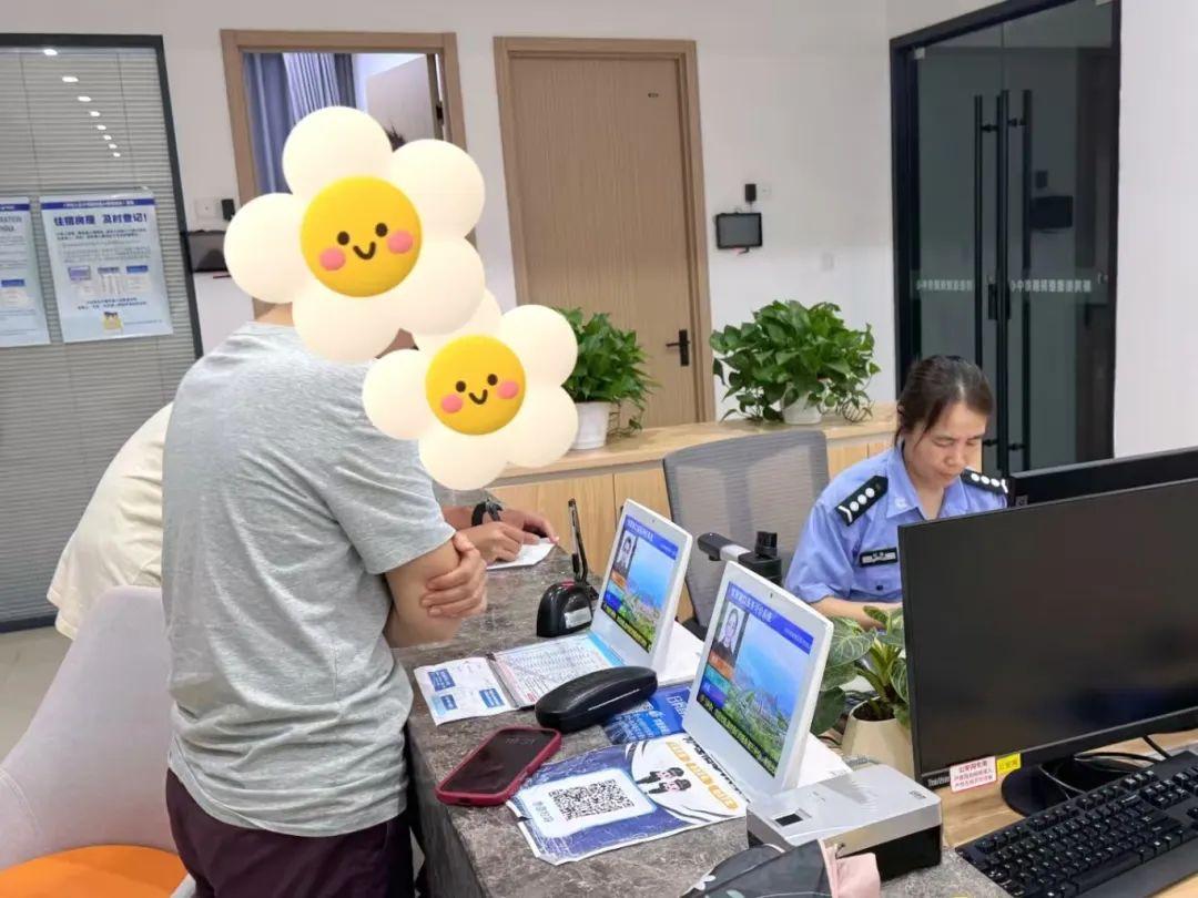 考場外突發一幕！杭州一考生頓時慌了：“怎麼辦啊！”