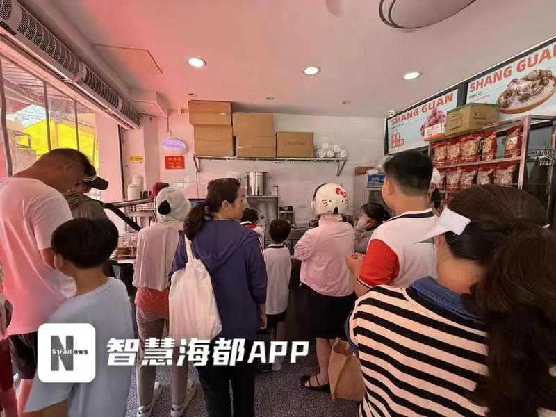 福建一高考生696分帶火家中店鋪，父親：高峯期排隊幾十米，兒子健康成長就好