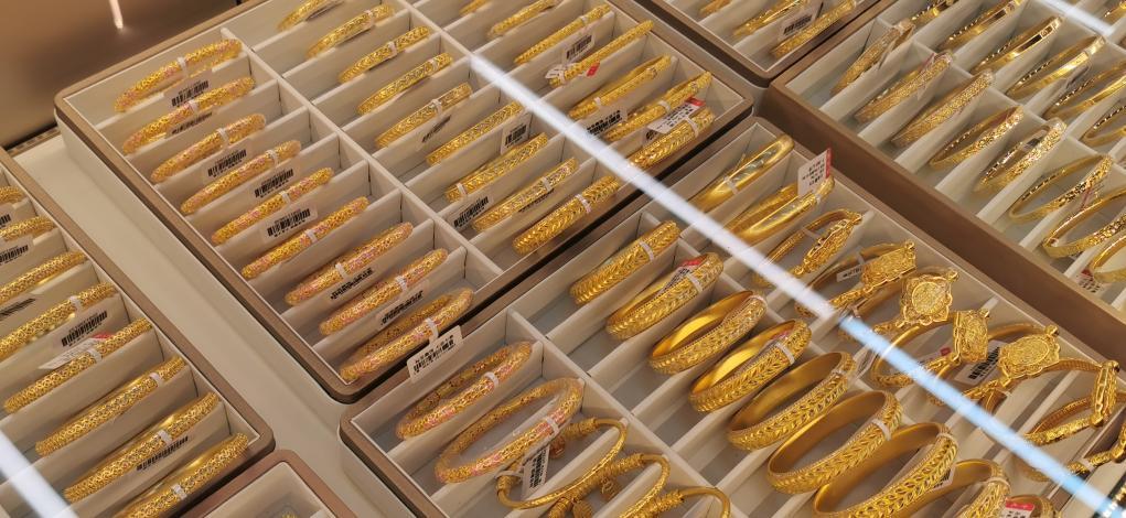 新華調查丨“金包銀”火了，能放心“入”嗎？