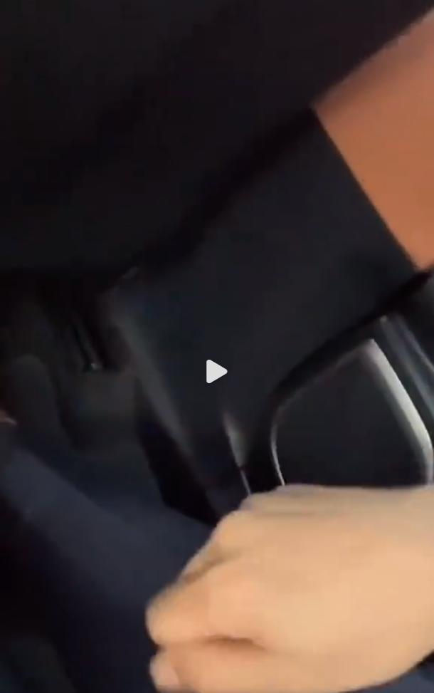 蔚來子品牌樂道首車曝光：李斌親自展示寬敞後排空間，稱蹺二郎腿毫無壓力