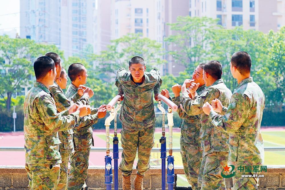 即將迎來授銜儀式 那個“要當兵王”的新兵咋樣了？