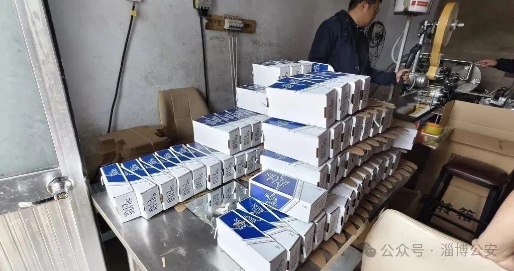 羣衆舉報！淄博一大院內非法生產倉儲空煙筒，6人被當場抓獲！