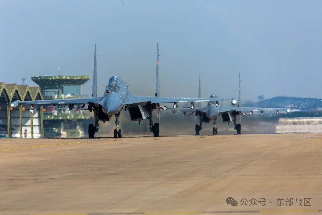 星月寒風 戰鷹出擊！空軍跨晝夜飛行訓練酷圖來襲