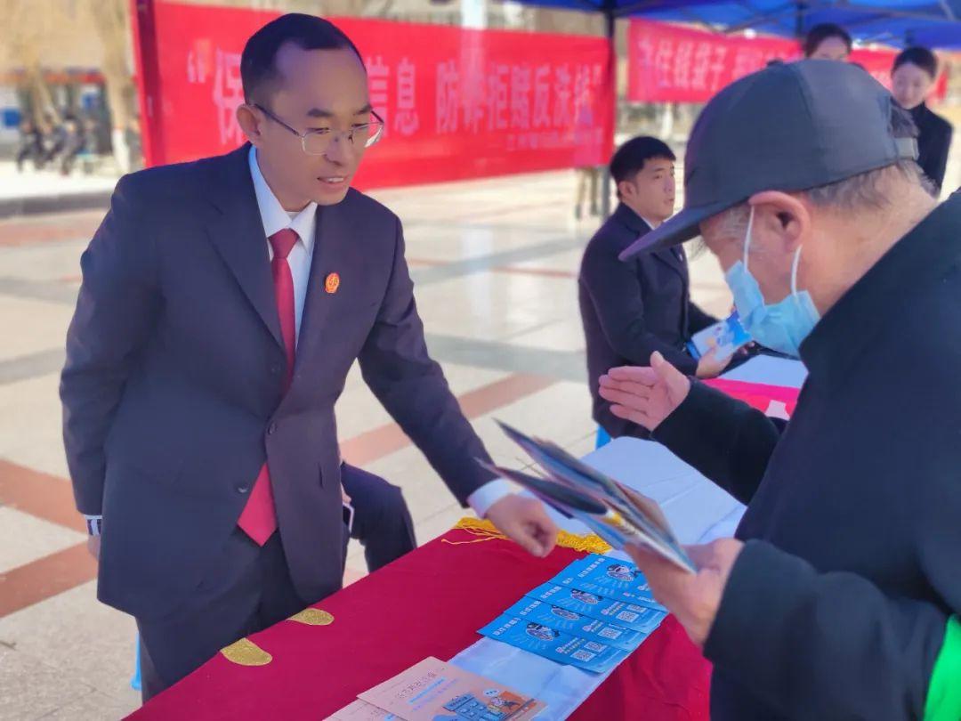 “假保障 真誘餌” 警惕“養老套路”背後的花樣騙局