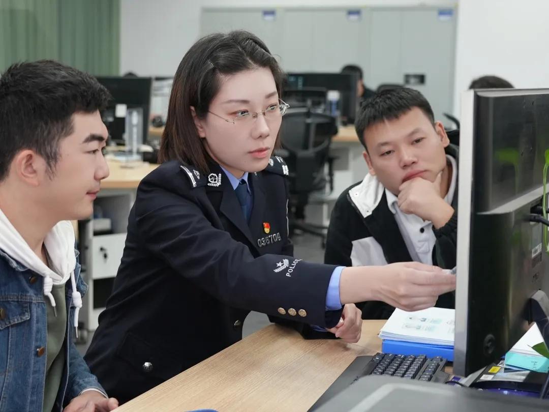 45人落網，女博士立功了！