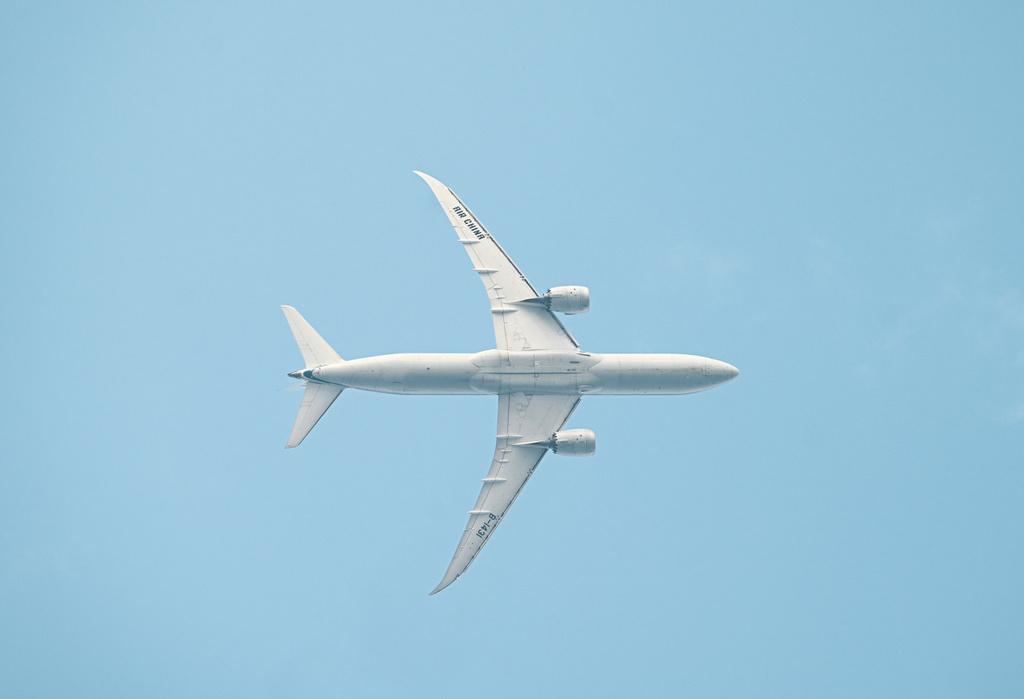 波音CEO去年薪酬達3300萬美元，卻因飛機事故損失300萬獎金