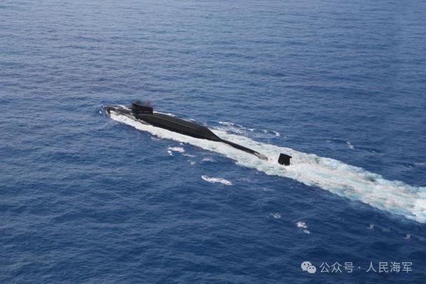 深海風雷起，水下練兵忙！南部戰區海軍某潛艇基地開展實戰化訓練