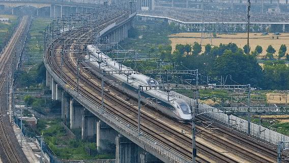 高鐵列車“飆車”？官方解答來了！
