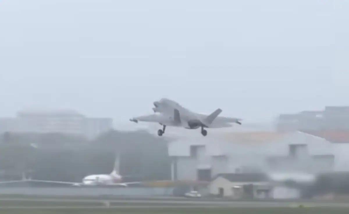 畫面曝光！外媒：滯留印度超五週後，英F-35B戰機已起飛前往澳大利亞