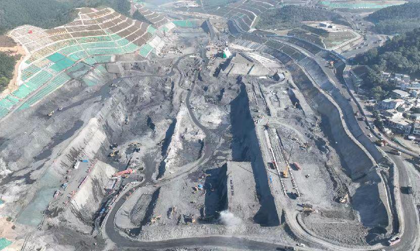 中巖大地告訴我們，如何有技術的“打灰”
