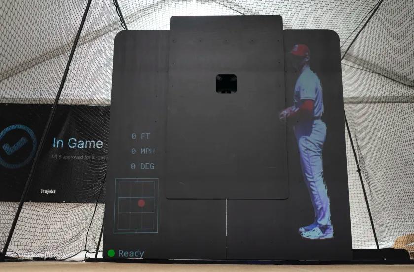 Trajekt Arc 投球機：一款可以模擬真人投手的投球訓練機