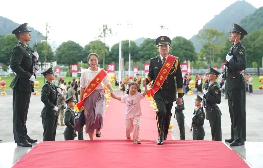 祝賀，27名軍官晉銜！