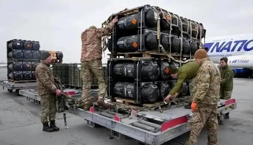美媒曝美國暫停對烏部分軍援：本國庫存偏低