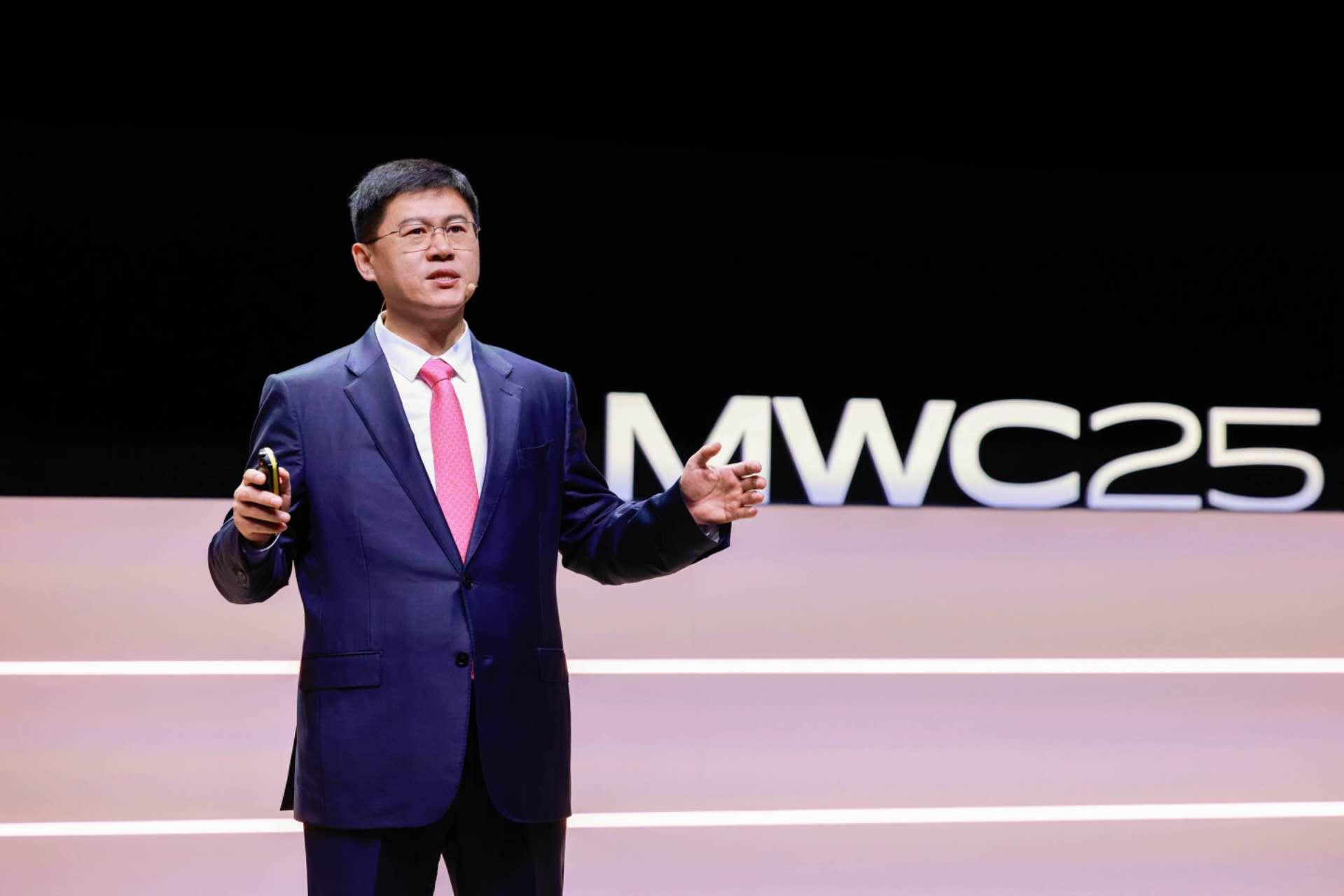MWC 2025觀察：華爲李鵬闡述5G與AI融合，開拓運營商商業增長新機遇