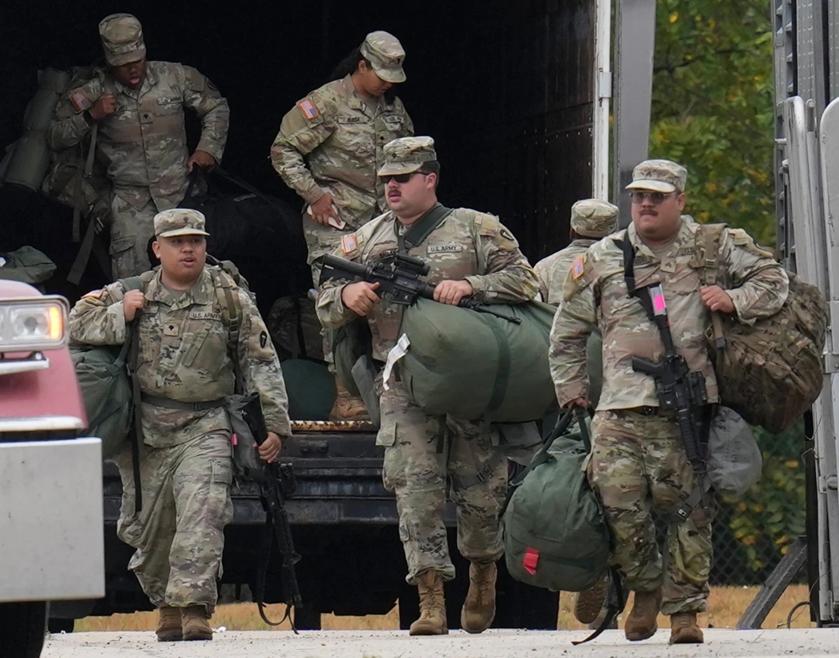 美防長抨擊肥胖後，這張照片火了