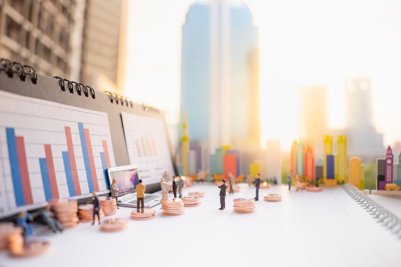 美股科技帶動QDII最高漲超30%，跨境ETF月內17次提示高溢價風險