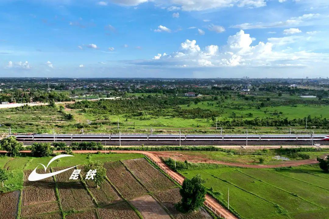 環球視線：中老鐵路國際旅客列車開行滿1000列次