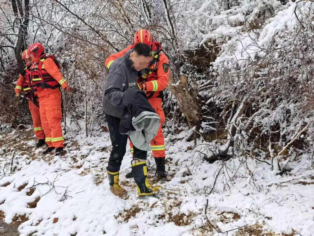 雪日被困，山中迷路！北京多人被營救