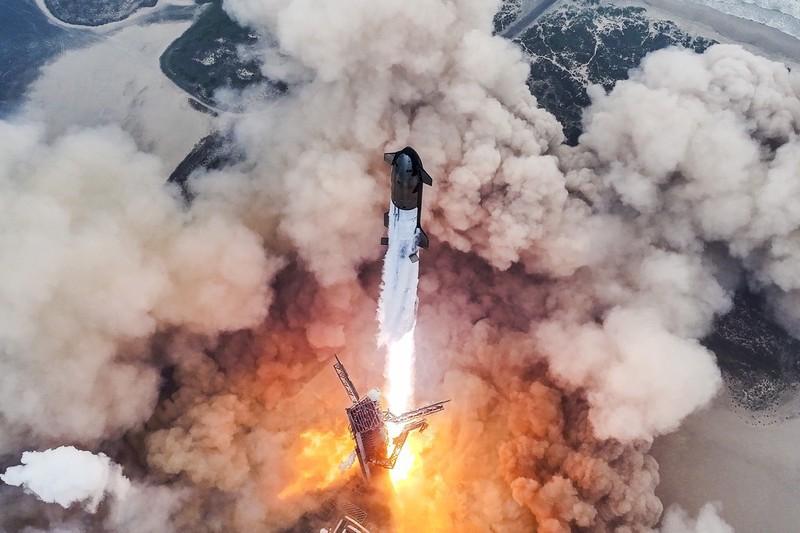 SpaceX 計劃於7月底進行星艦第五次試飛，馬斯克稱將用塔架“接住”火箭