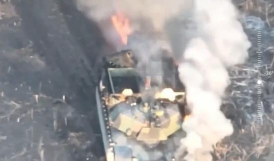 俄軍又摧毀一輛“艾布拉姆斯”坦克，克宮回應：普京掌握最新信息