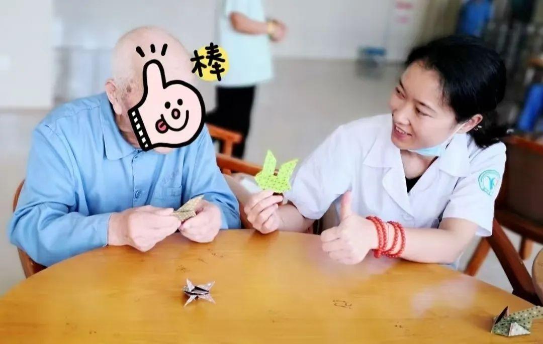 懷疑妻子出軌，寧波八旬老伯鬧着要離婚！問題竟然出在……