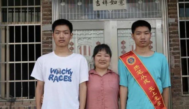 哥哥學導彈工程，弟弟考上國防科大，湖南雙胞胎兄弟一起上軍校