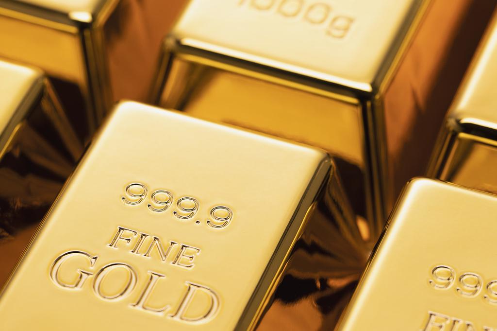 股價狂飆老鋪黃金續刷歷史新高 重倉基金上半年回報最高近70%