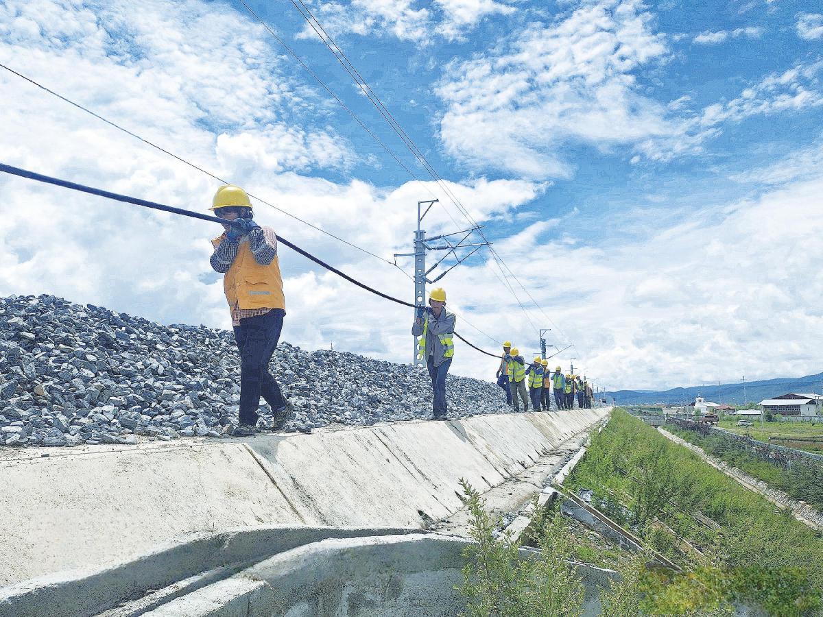 雲南累計建成10萬個5G基站 賦能千行百業取得良好成效