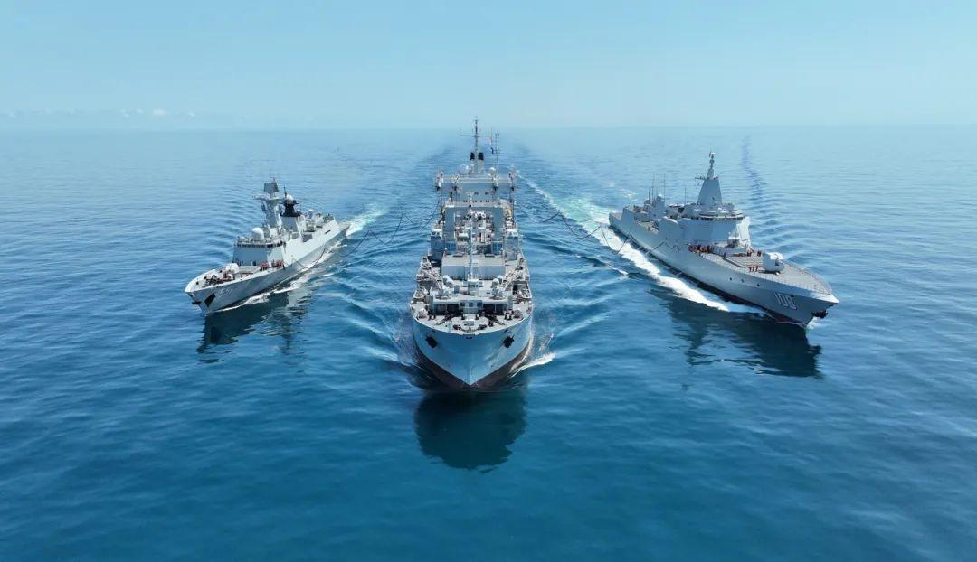 城艦同心！青海湖艦迎來
