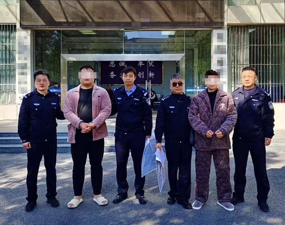 6名小夥深夜“炸街”，2人被刑拘！