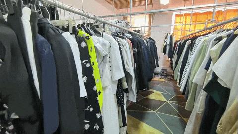 清查行動丨查獲假冒品牌服飾 4000 餘件！4人被抓