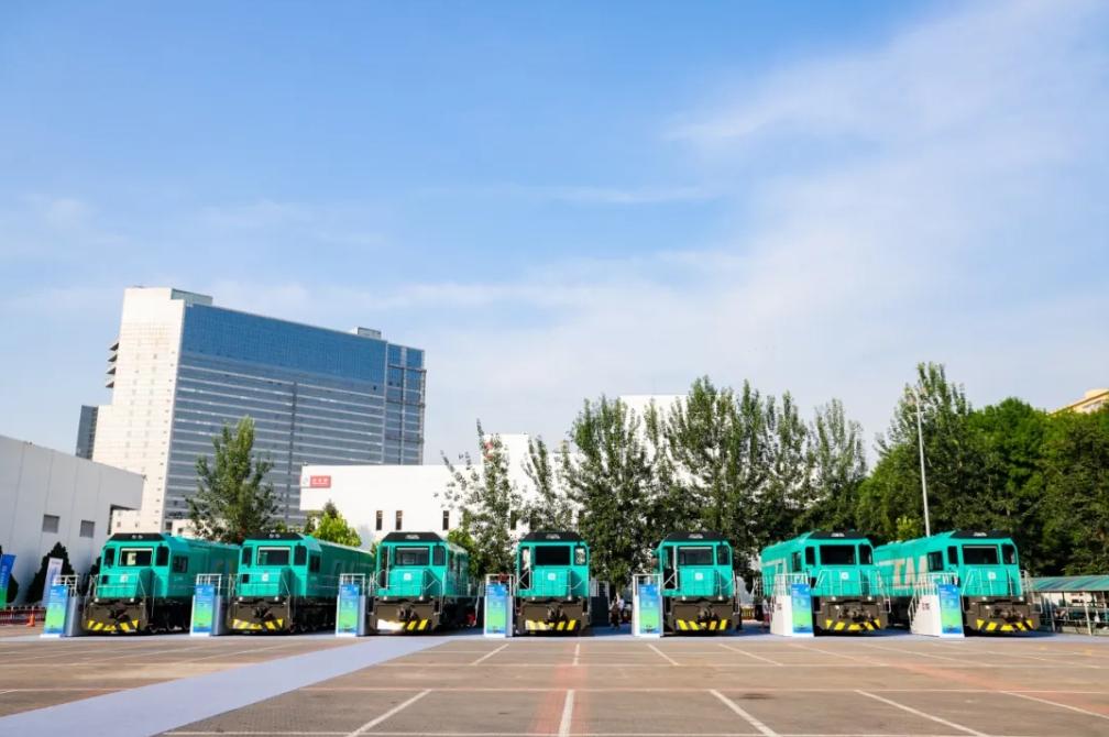 中國中車發佈系列化新能源機車，含三種動力配置