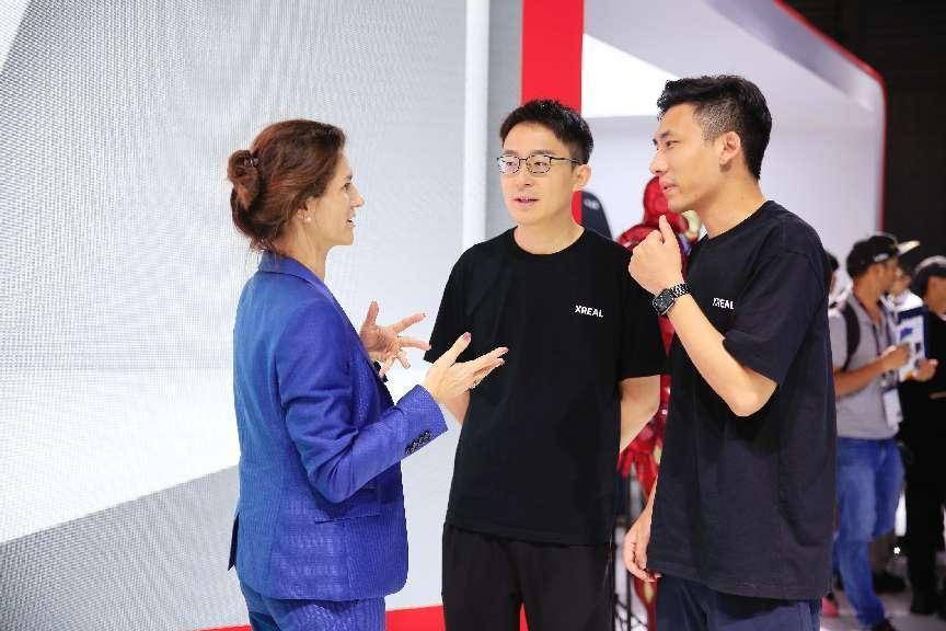 XREAL吳克艱：與Vision Pro“偶遇”，性價比與實用性更勝一籌